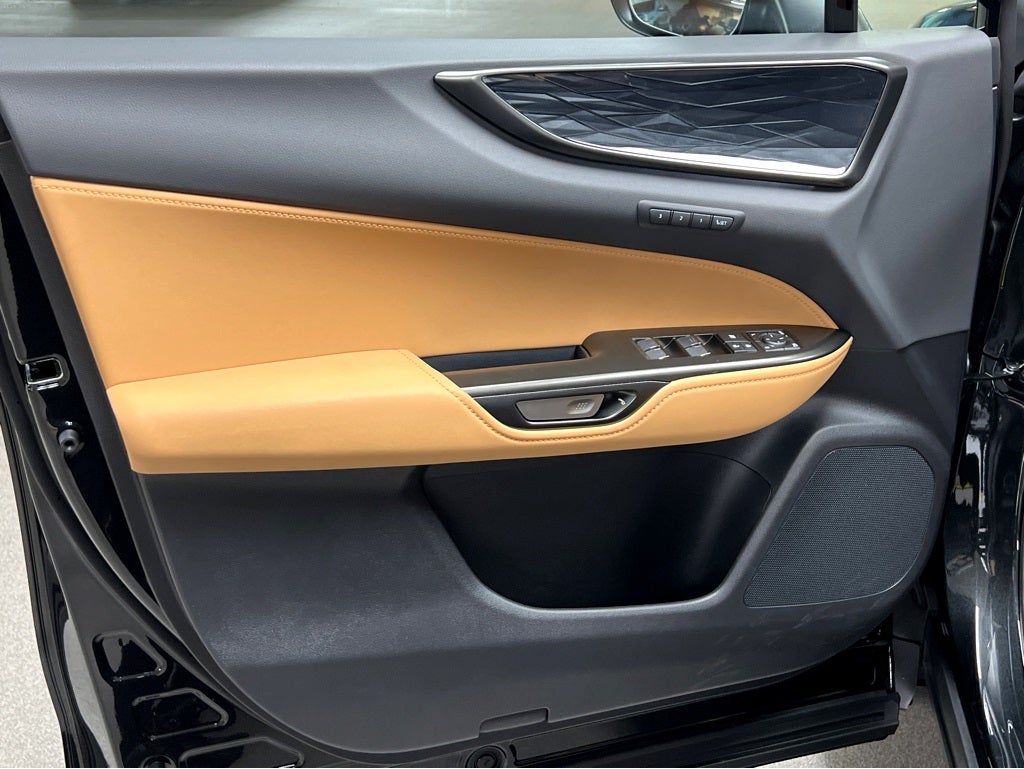 2026 Lexus NX 450h+ Luxury