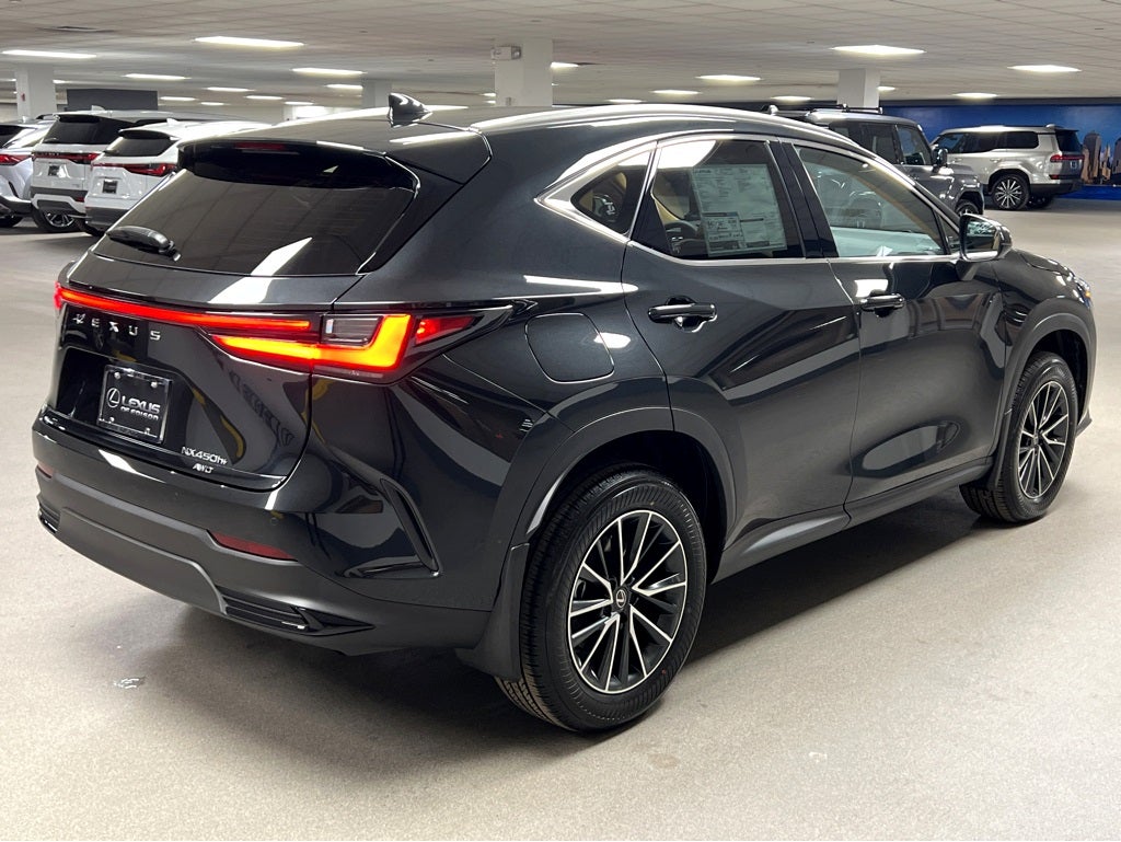2026 Lexus NX 450h+ Luxury