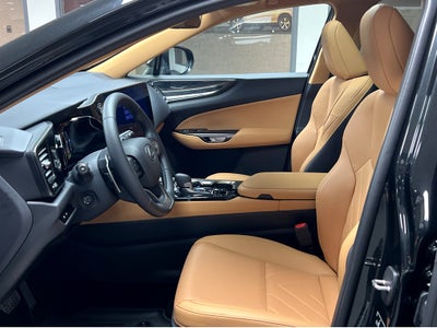 2026 Lexus NX 450h+ Luxury