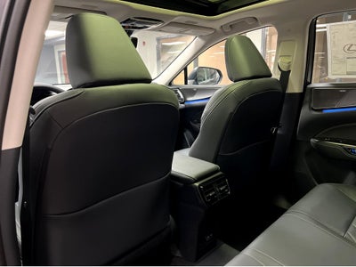2026 Lexus NX 450h+ Luxury