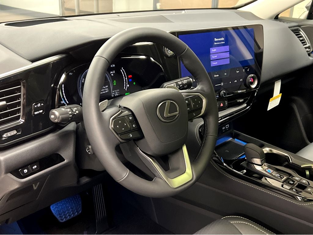 2026 Lexus NX 450h+ Luxury