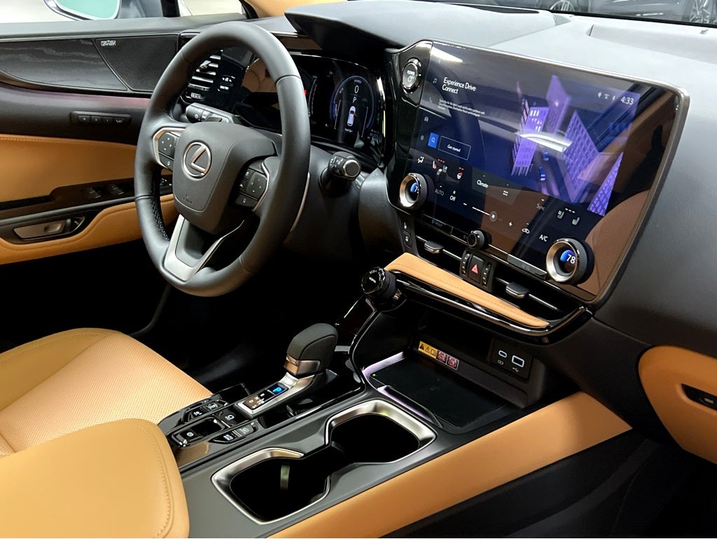 2026 Lexus NX 450h+ Luxury