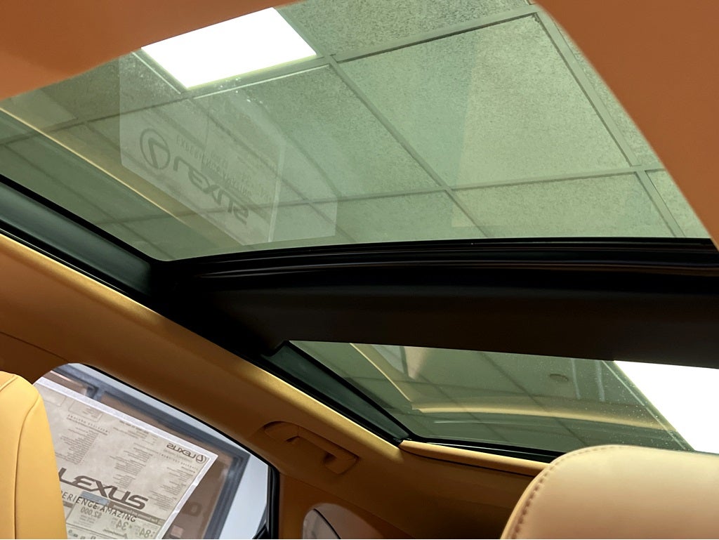 2026 Lexus NX 450h+ Luxury