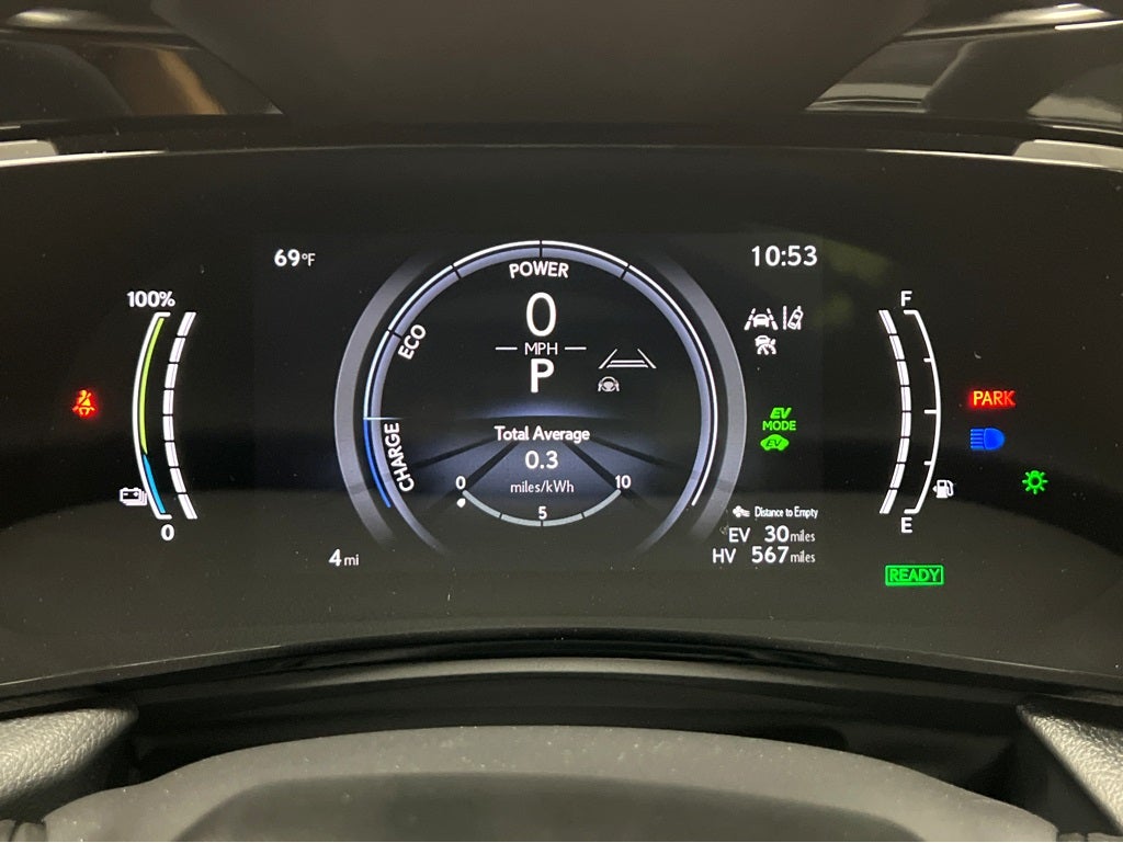 2026 Lexus NX 450h+ Luxury