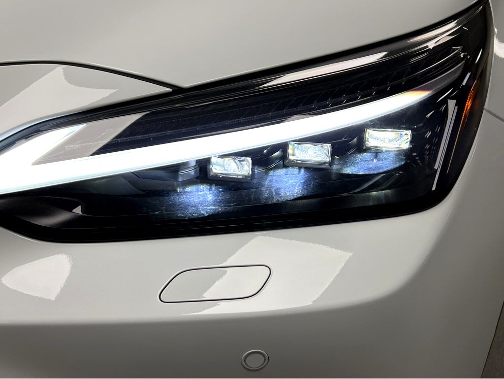 2026 Lexus NX 450h+ Luxury