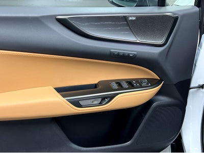 2026 Lexus NX 450h+ Luxury