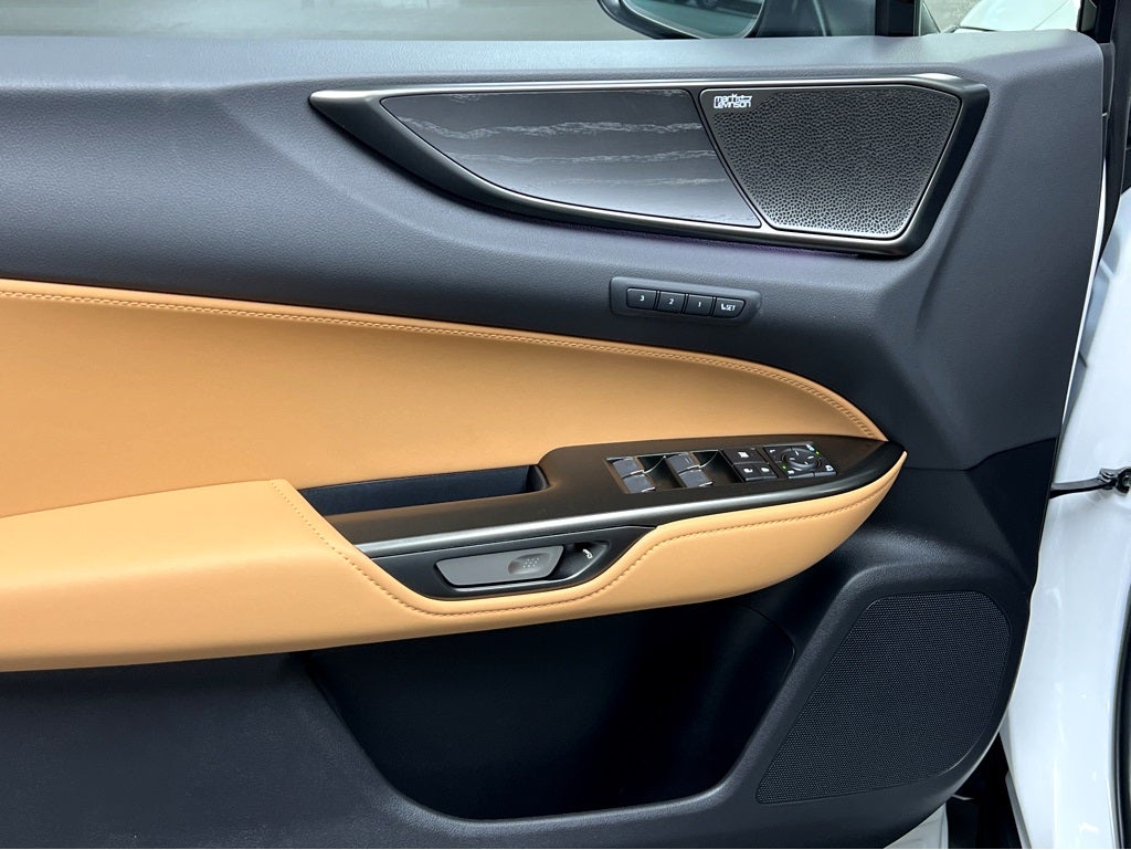 2026 Lexus NX 450h+ Luxury