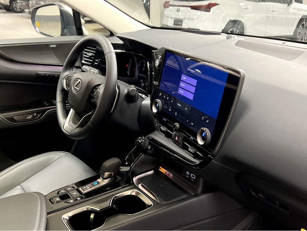2026 Lexus NX 450h+ Luxury