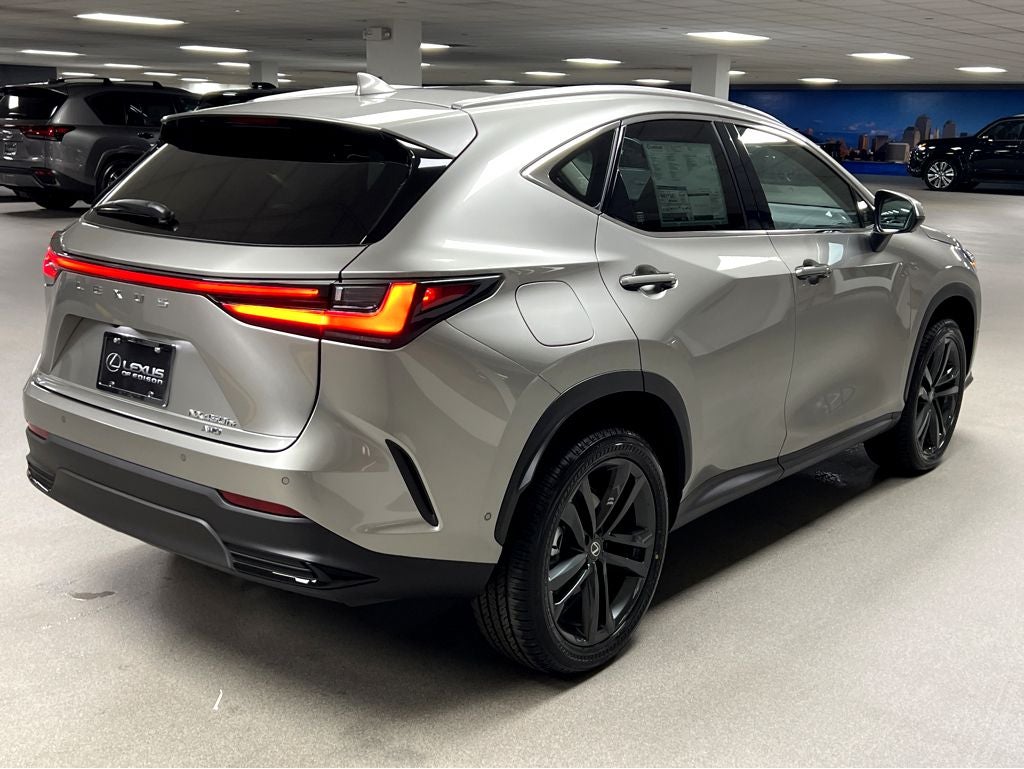 2026 Lexus NX 450h+ Luxury