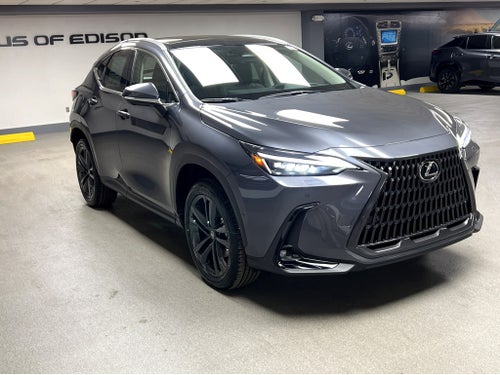 2026 Lexus NX 450h+ Luxury