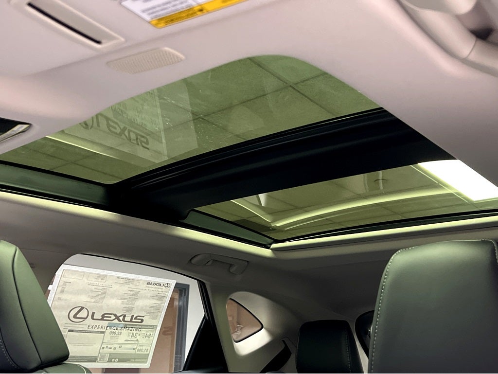 2026 Lexus NX 450h+ Luxury