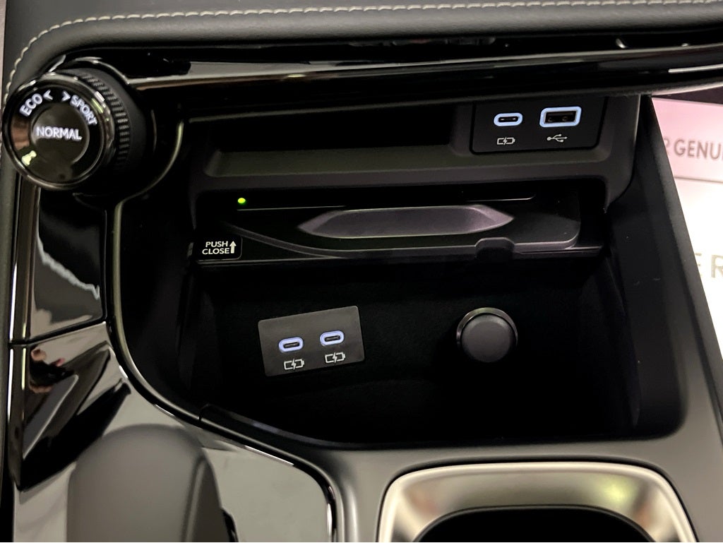 2026 Lexus NX 450h+ Luxury