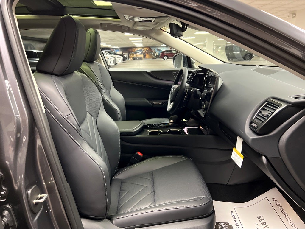 2026 Lexus NX 450h+ Luxury