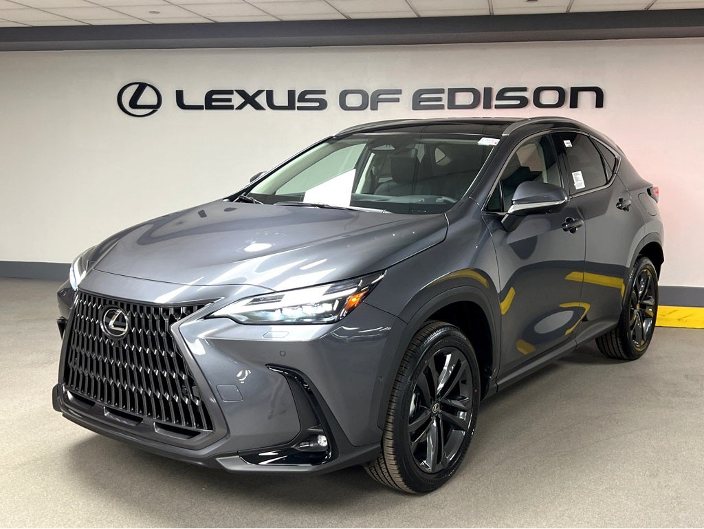 2026 Lexus NX 450h+ Luxury