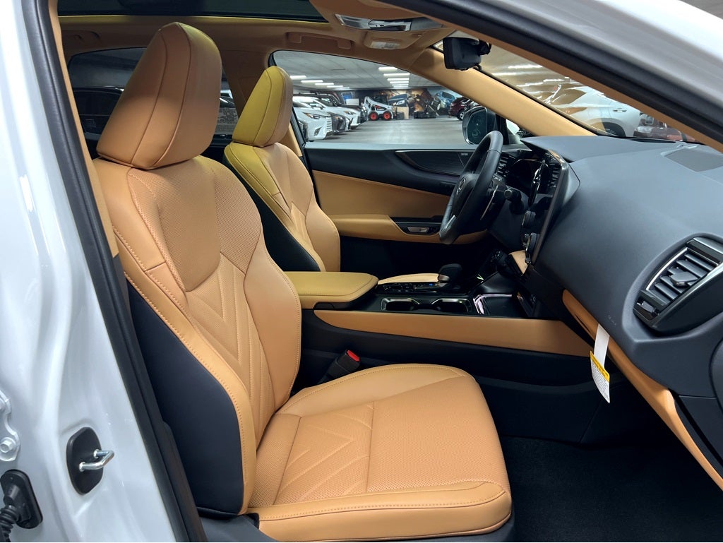 2026 Lexus NX 450h+ Luxury