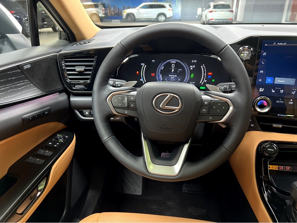 2026 Lexus NX 450h+ Luxury