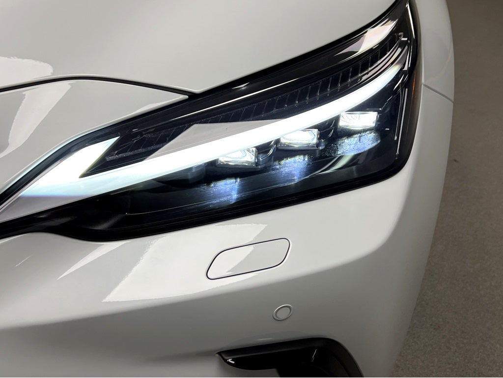 2026 Lexus NX 450h+ Luxury