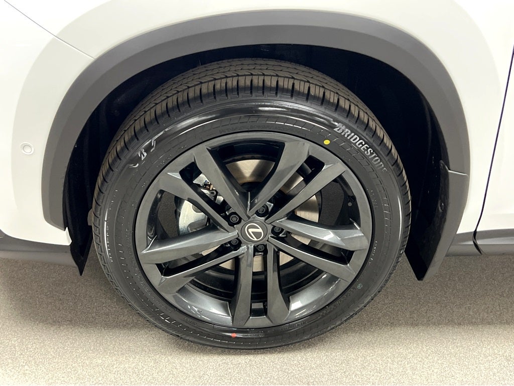 2026 Lexus NX 450h+ Luxury