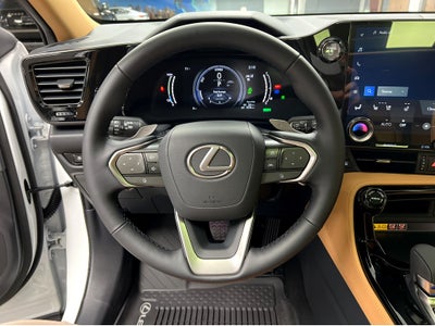 2026 Lexus NX 450h+ Luxury