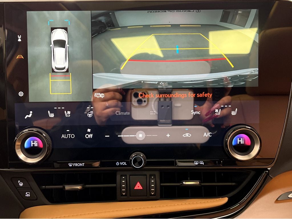 2026 Lexus NX 450h+ Luxury