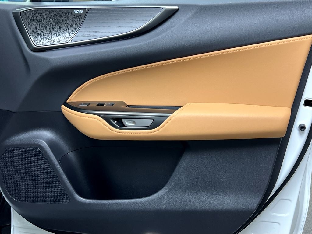 2026 Lexus NX 450h+ Luxury