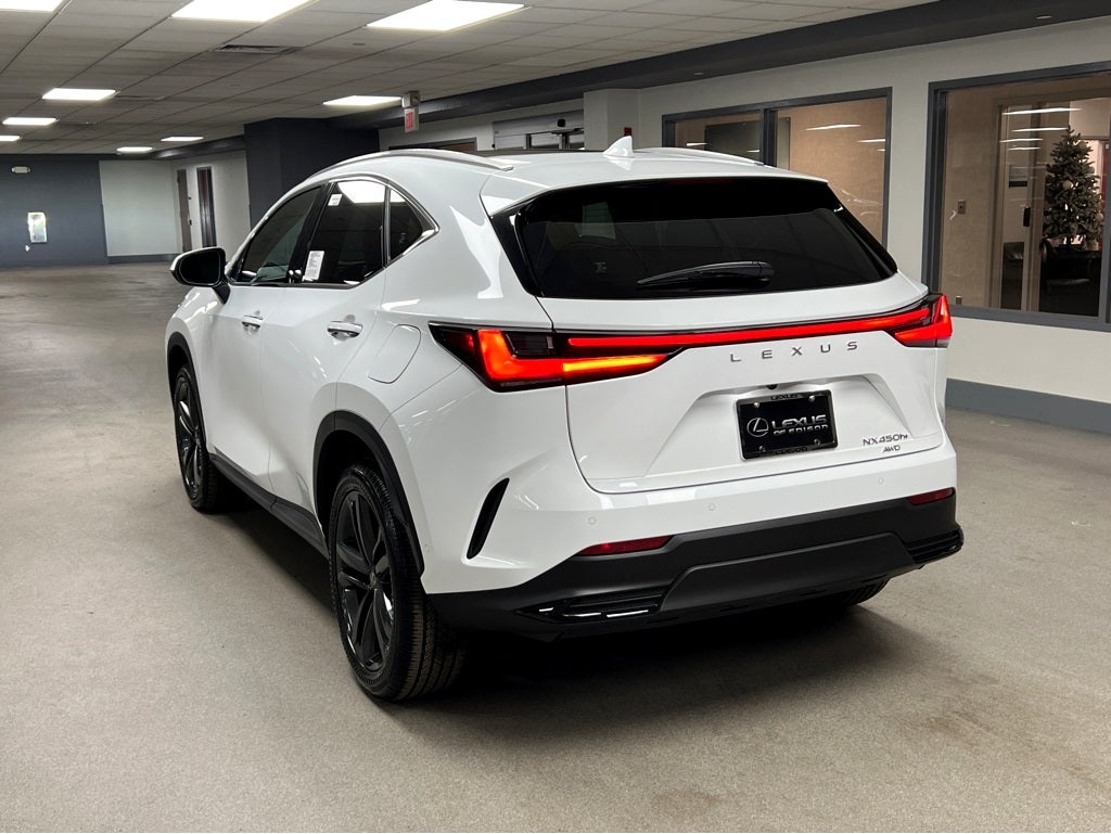 2026 Lexus NX 450h+ Luxury