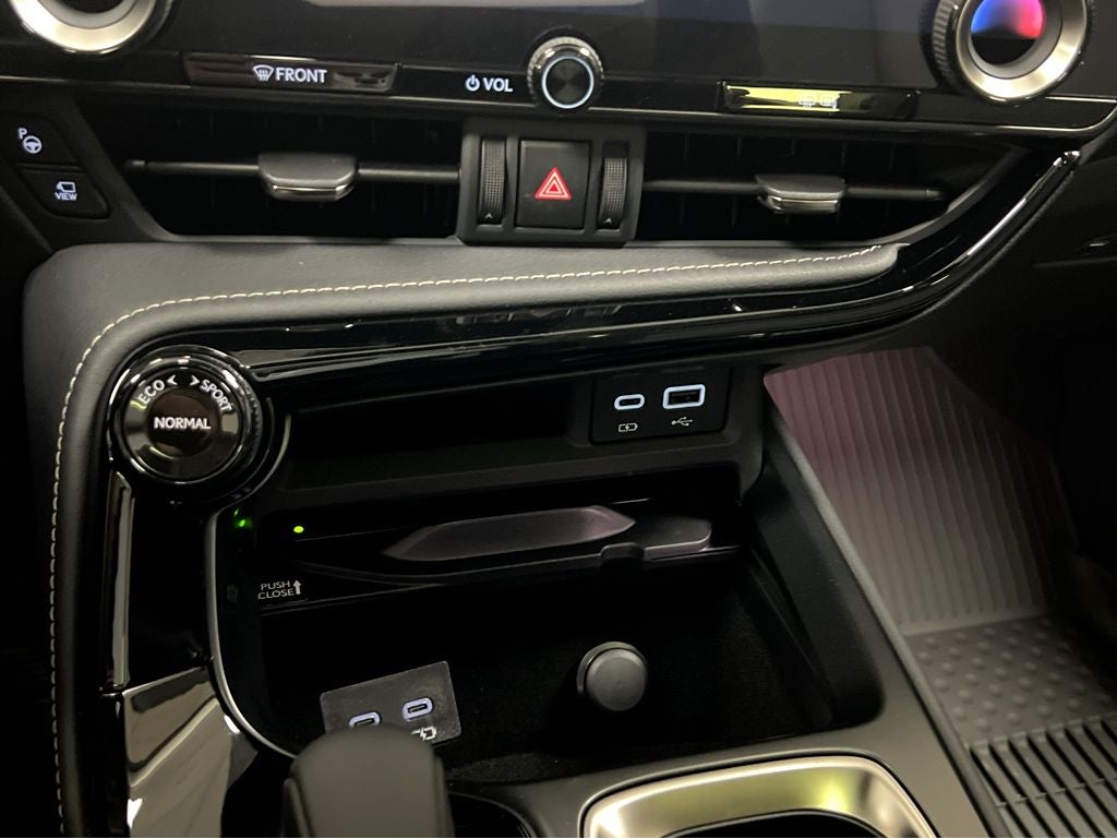 2026 Lexus NX 450h+ Luxury