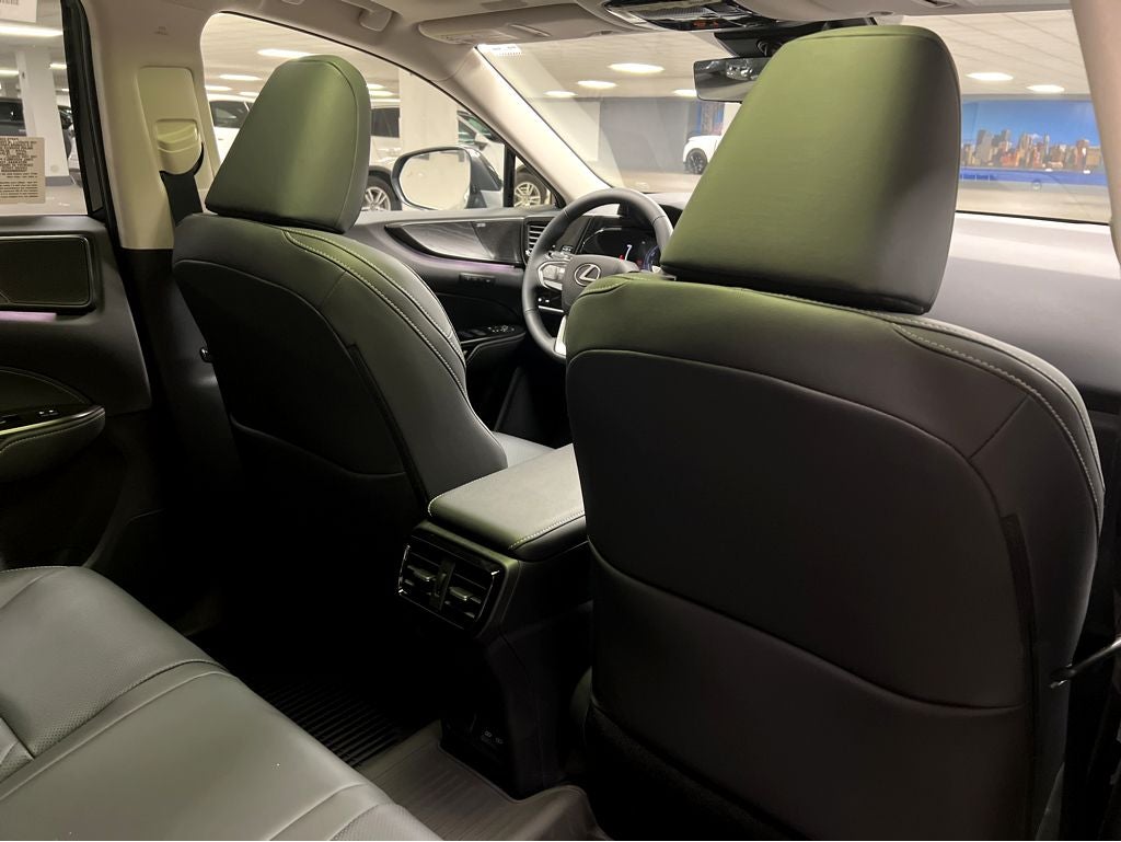 2026 Lexus NX 450h+ Luxury