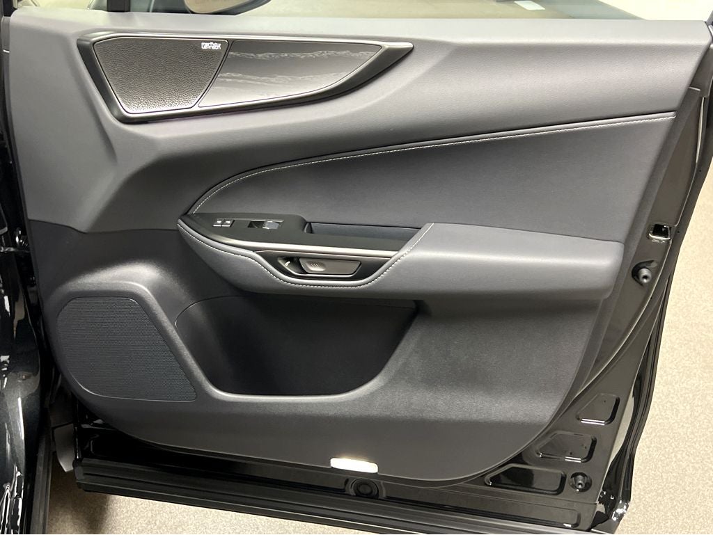 2026 Lexus NX 450h+ Luxury