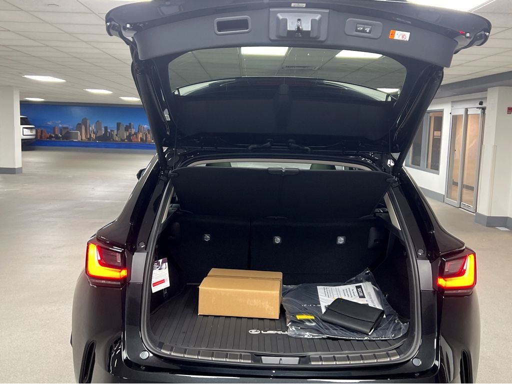 2026 Lexus NX 450h+ Luxury