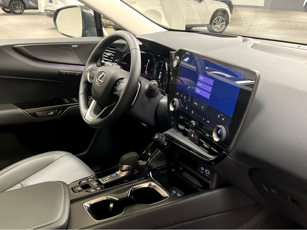 2026 Lexus NX 450h+ Luxury