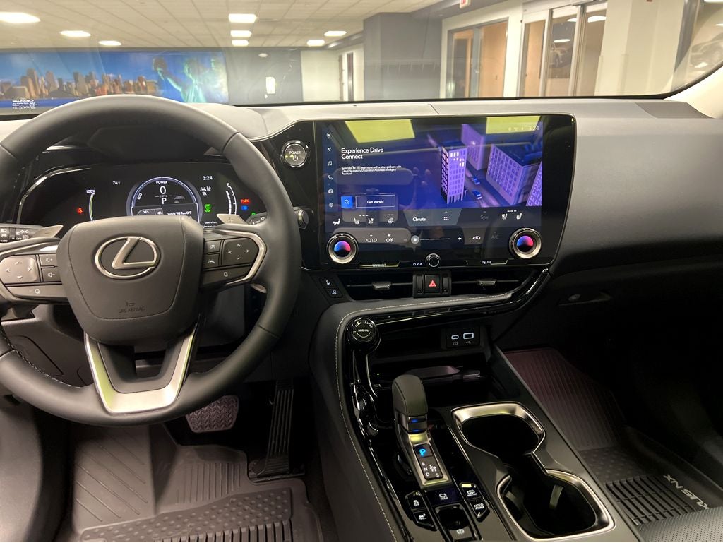 2026 Lexus NX 450h+ Luxury
