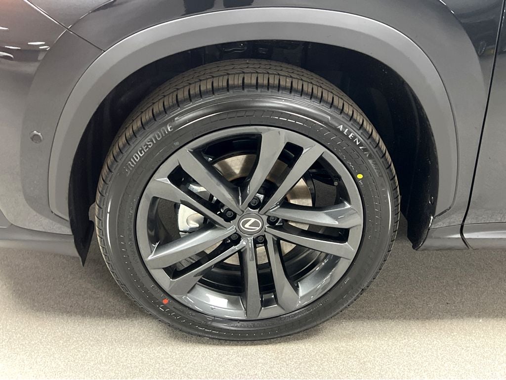 2026 Lexus NX 450h+ Luxury