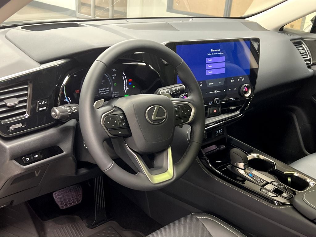 2026 Lexus NX 450h+ Luxury