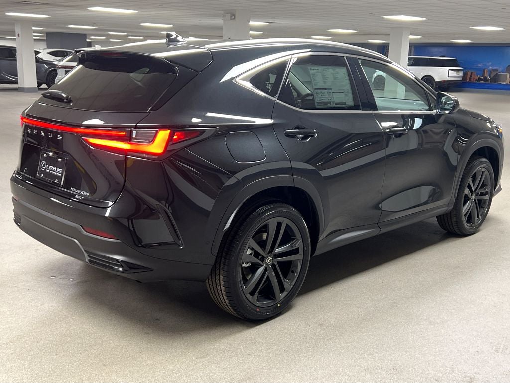 2026 Lexus NX 450h+ Luxury