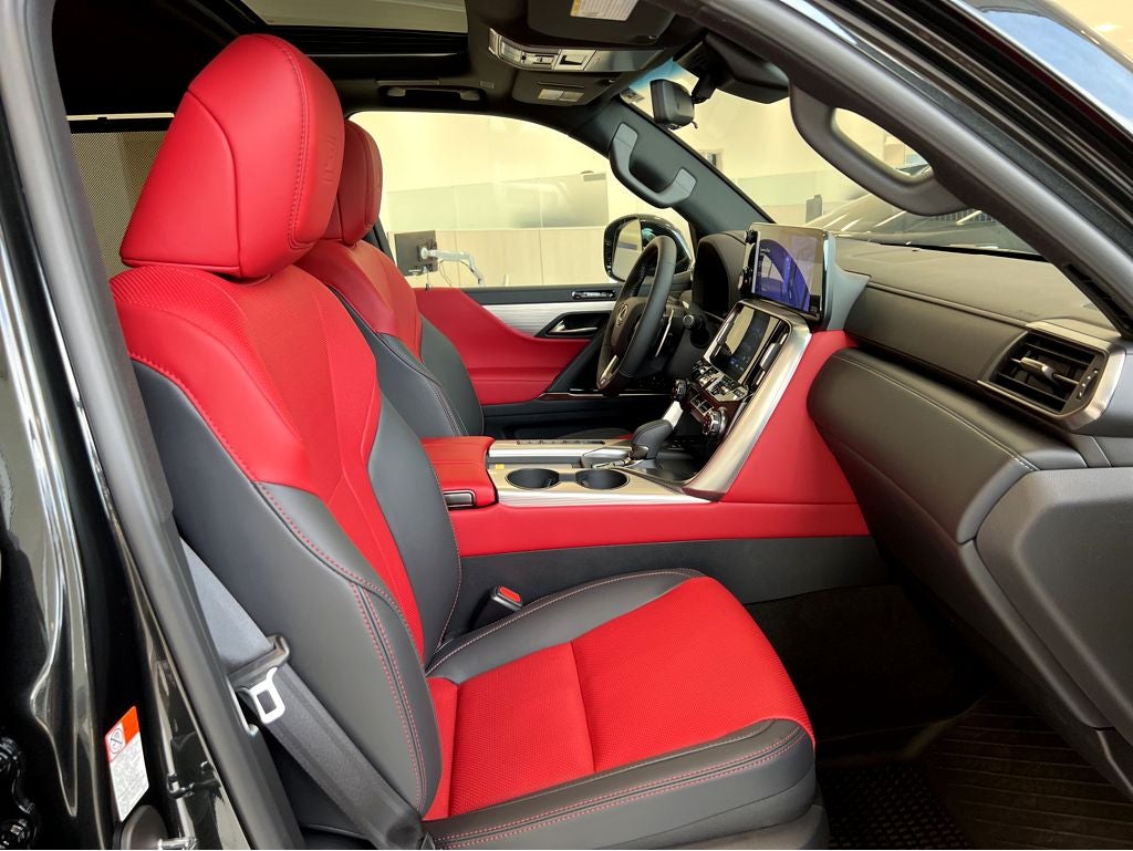 2026 Lexus LX 700h F SPORT