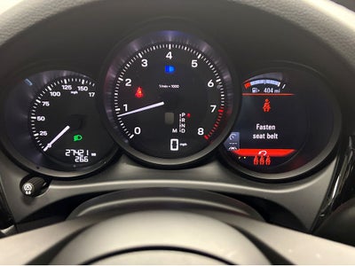 2023 Porsche Macan T