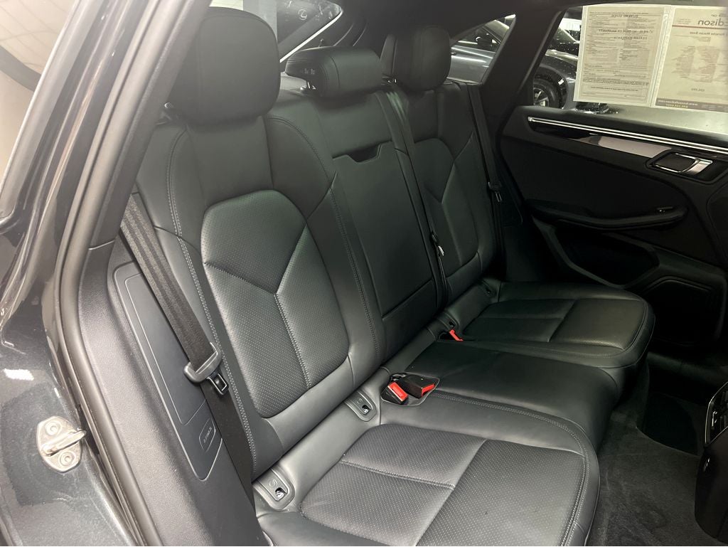 2023 Porsche Macan T