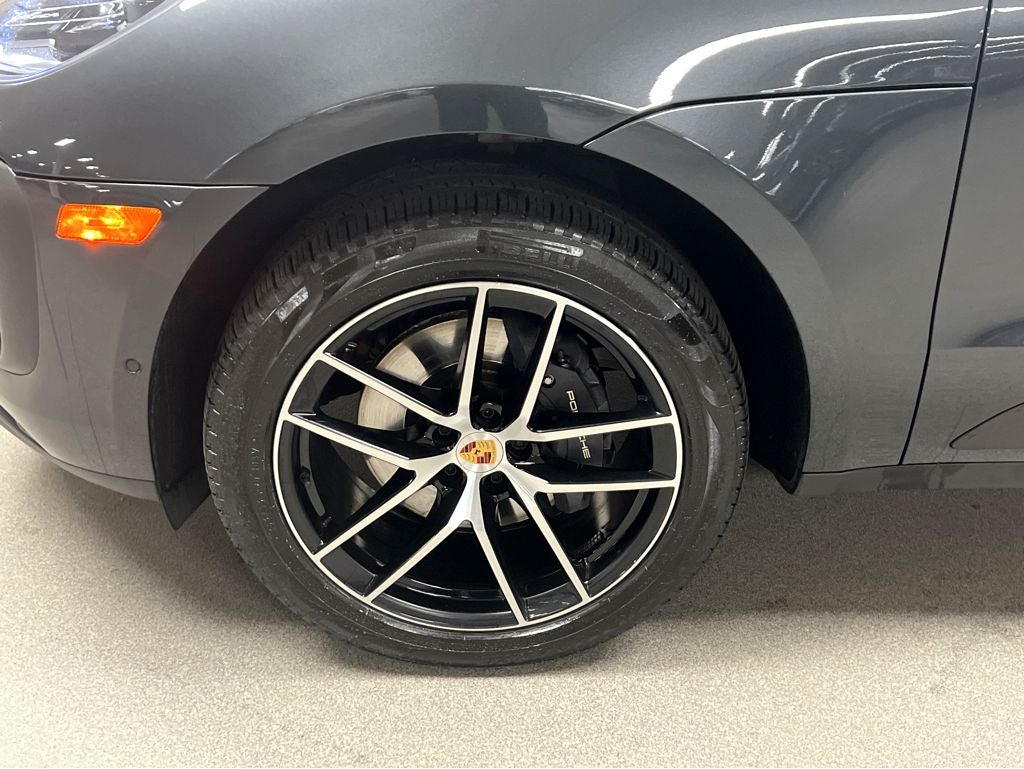 2023 Porsche Macan T