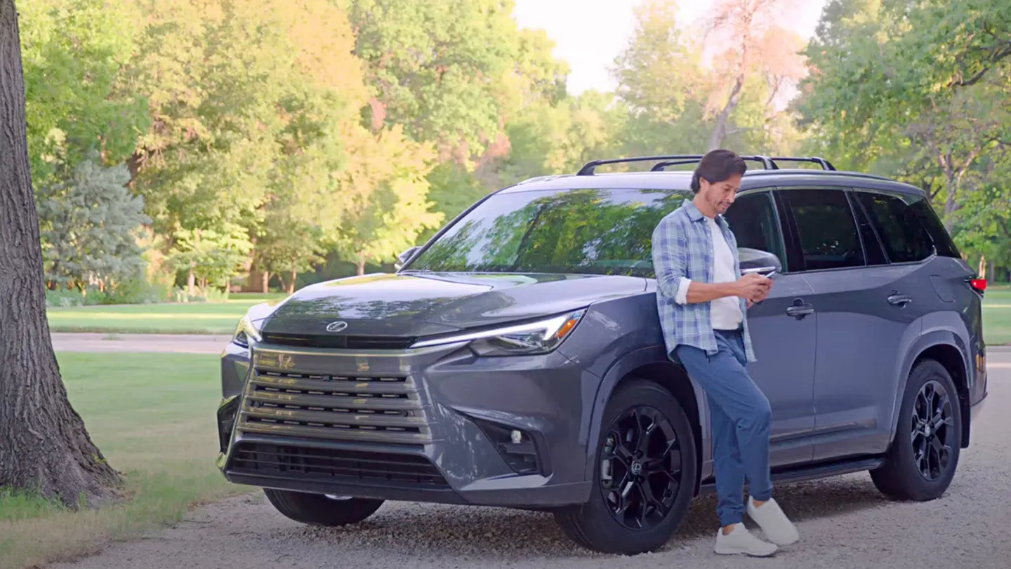 Test Drive The 2025 BMW X3 in Cincinnati, OH